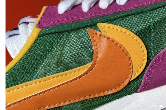 Pine BV0073-301 Green Nike Waffle  LD Sacai 0805